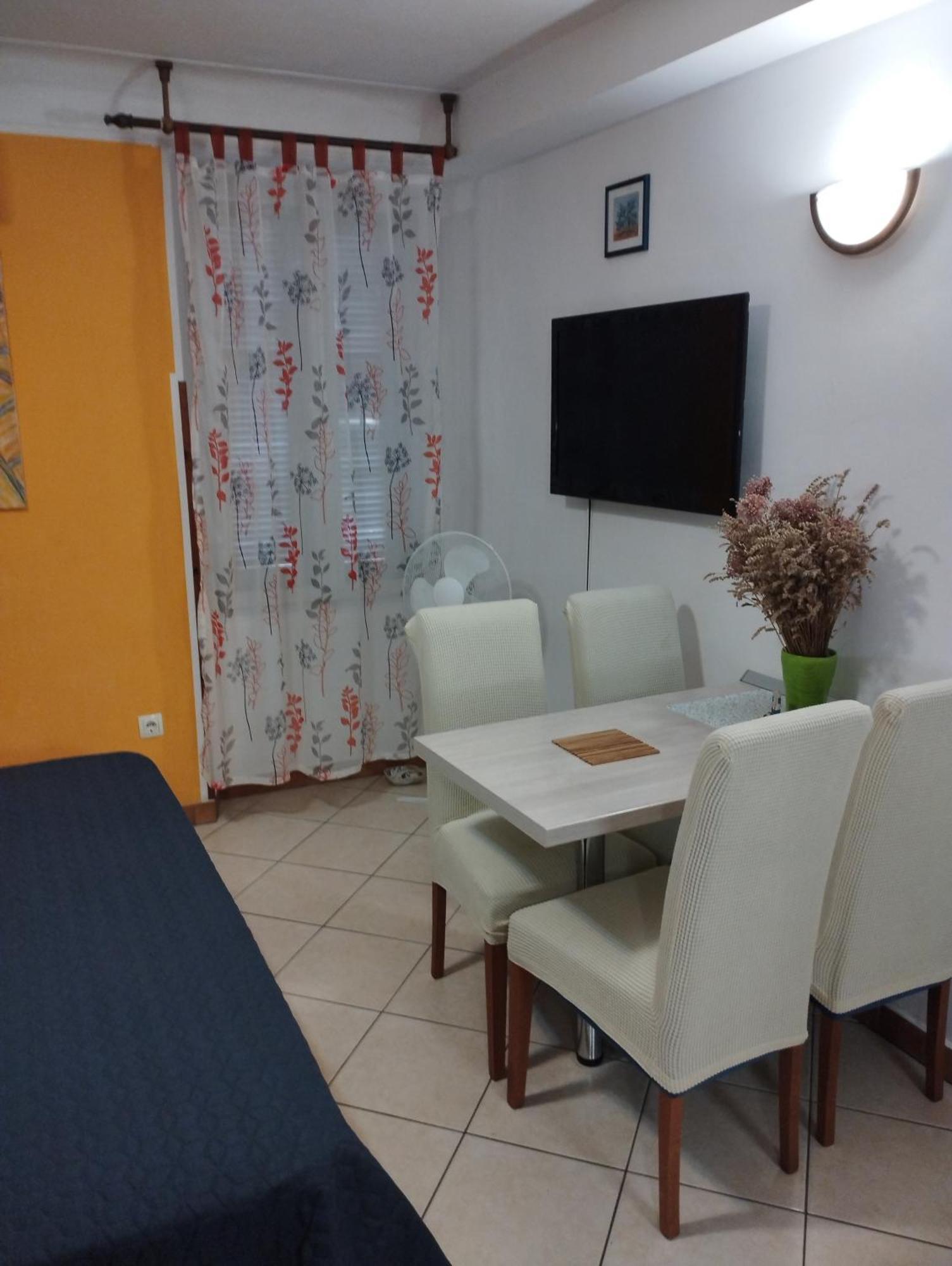 شقة Apartma Santina بيران المظهر الخارجي الصورة